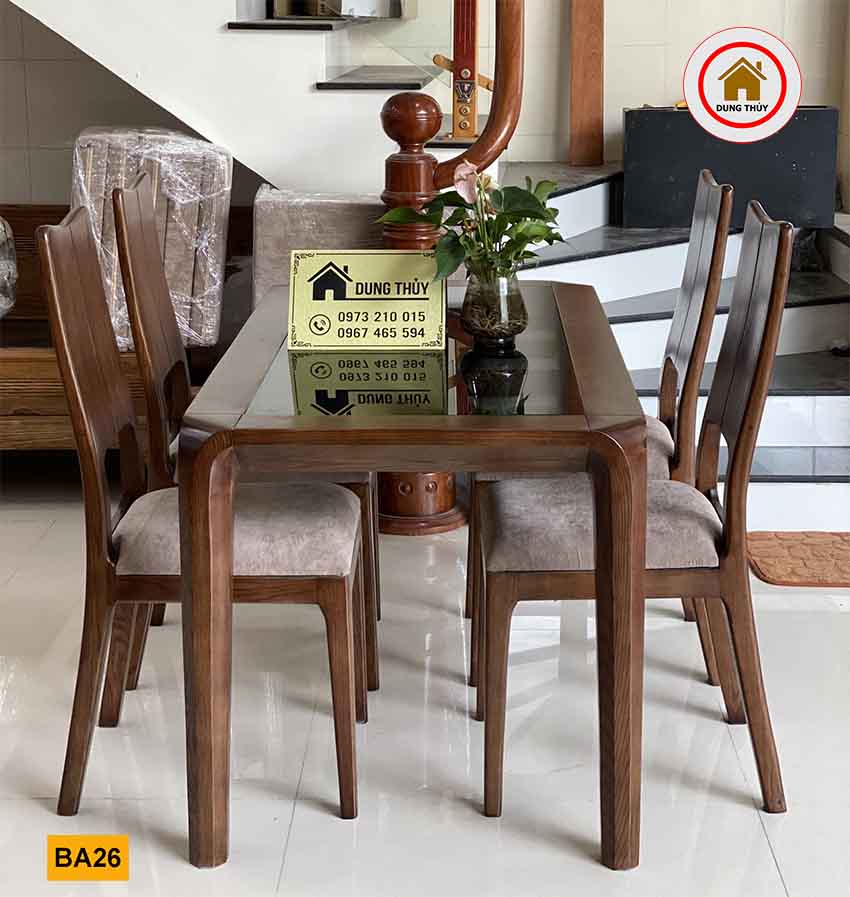 Có nên mua bàn ăn bằng gỗ sồi Nga không