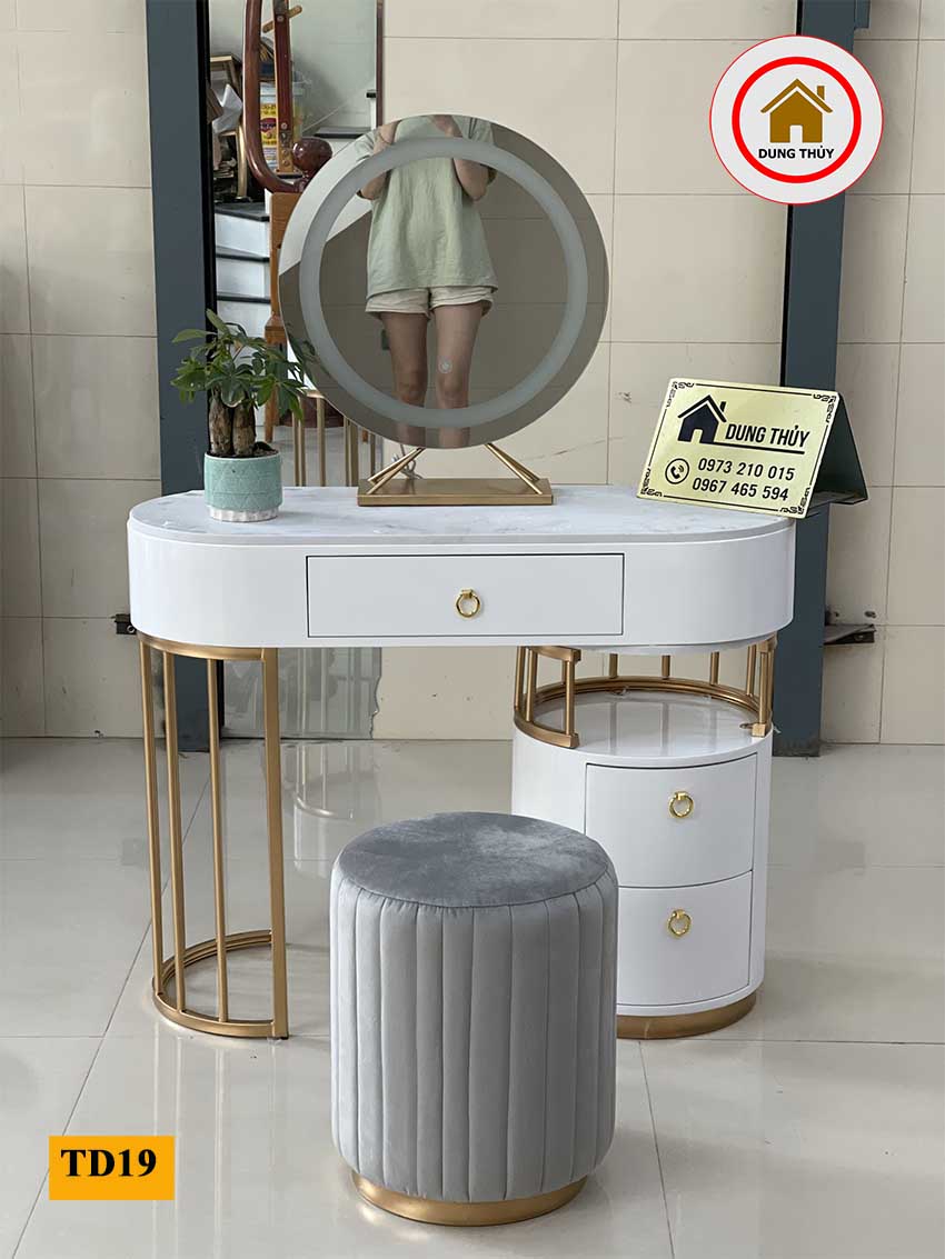 bàn trang điểm hiện đại TD19
