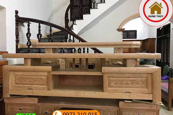 kệ tivi phòng khách gỗ sồi Nga KT02