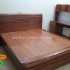 Giường cong mặt nan gỗ sồi Nga GN15
