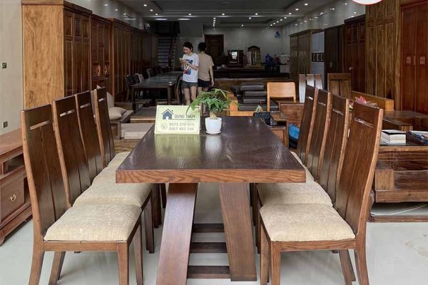 Bàn ăn 8 ghế mặt bàn liền hình chữ nhật gỗ sồi Nga BA14