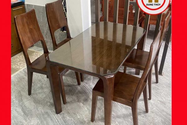Bộ bàn ăn chân hươu 4 ghế ba tiêu gỗ sồi Nga BA26