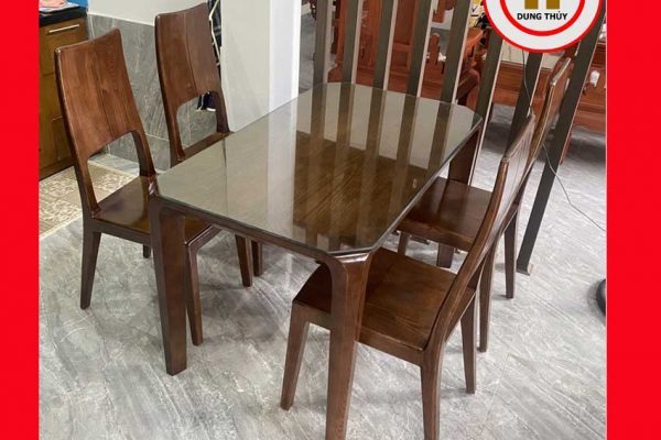 Bộ bàn ăn chân hươu 4 ghế ba tiêu gỗ sồi Nga BA26