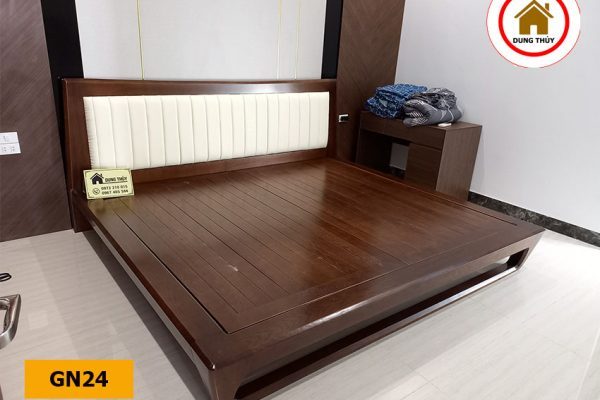 giường ngủ chân quỳ gỗ sồi Nga GN24