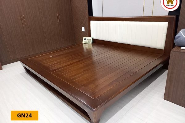 giường ngủ chân quỳ gỗ sồi Nga GN24