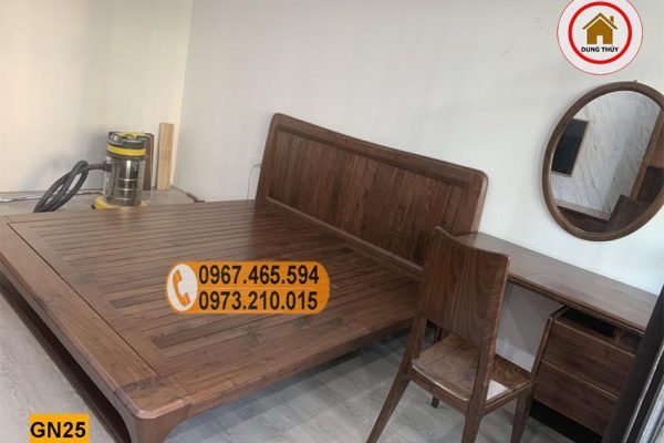 Giường ngủ chân quỳ gỗ óc chó GN25