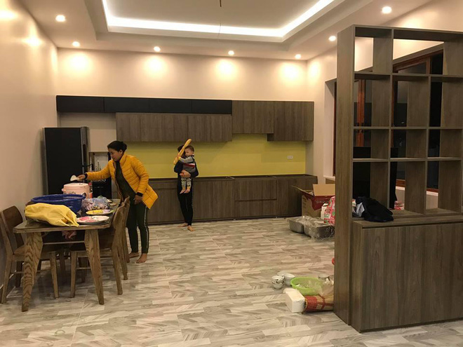 phòng bếp nhà Hà Đức Chinh