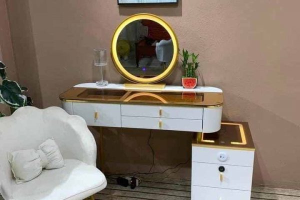 Bàn trang điểm đèn LED gương tròn 3 ngăn TD18