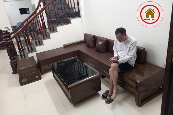 sofa góc L chân cuốn
