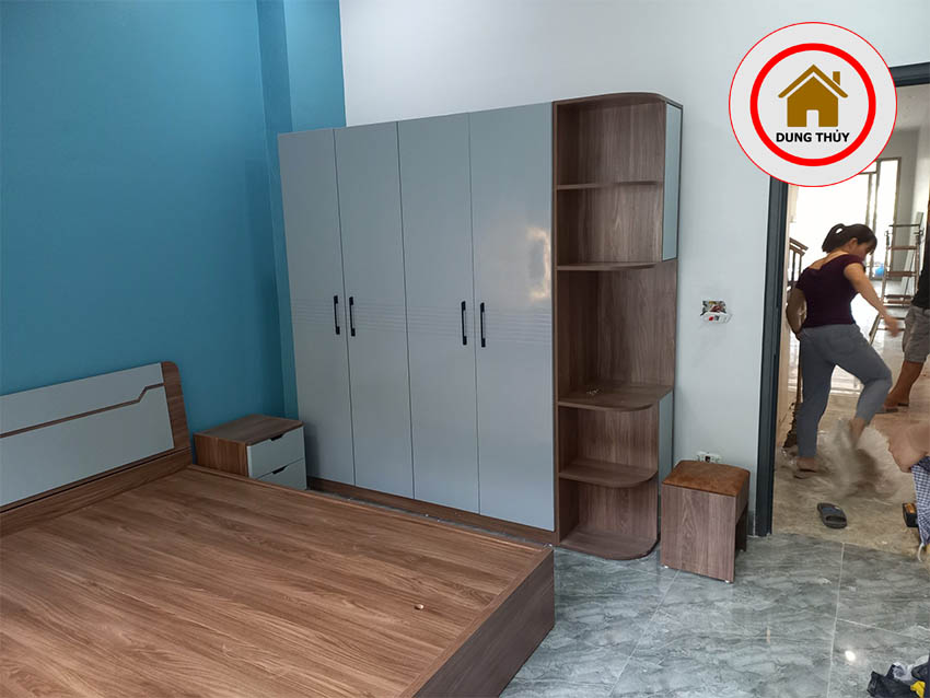 tủ quần áo 4 cánh 1 kệ