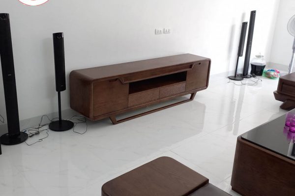 kệ tivi chân quỳ KT17